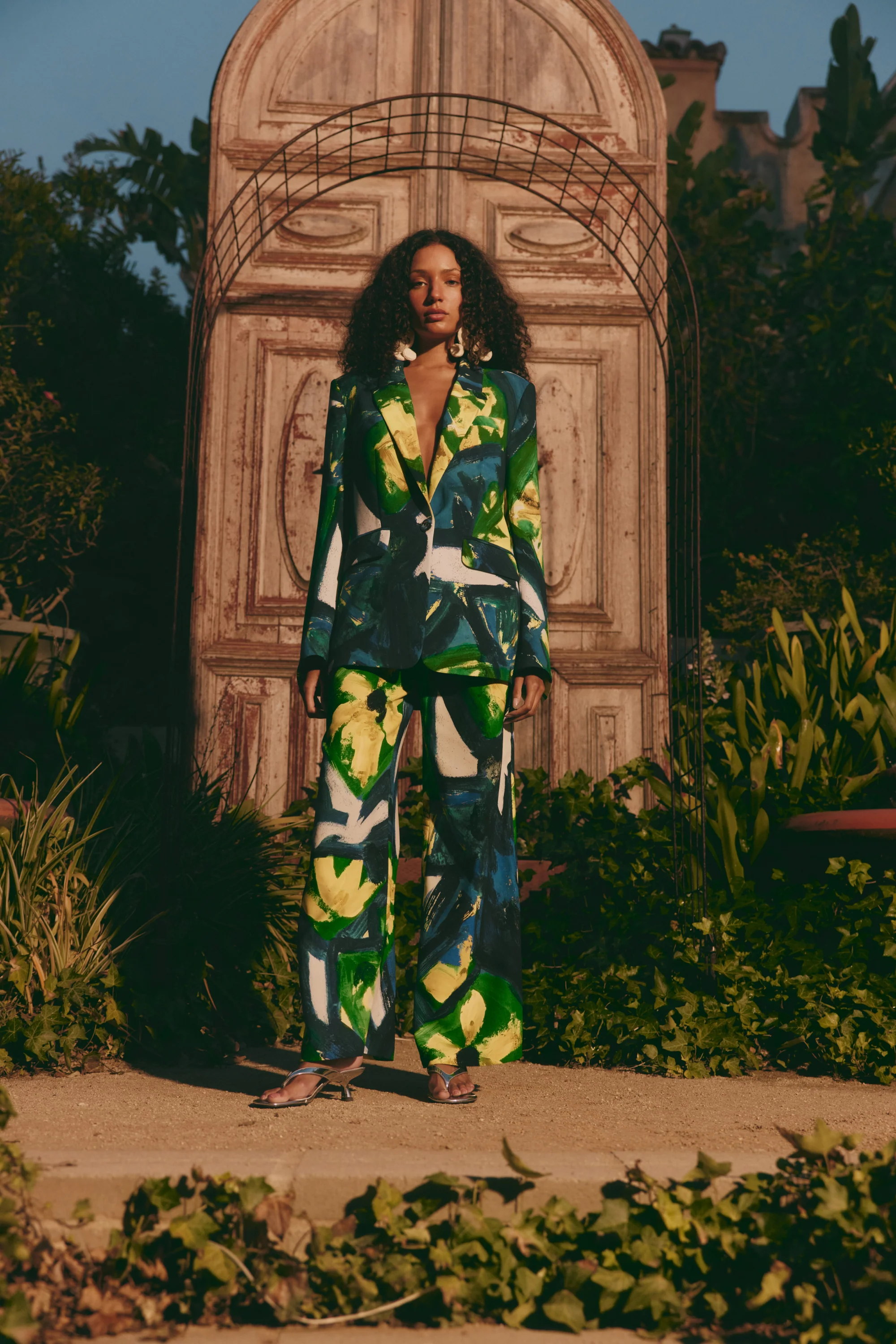 Bloo Crepe Pant in Large Abstract Floral - Image 5