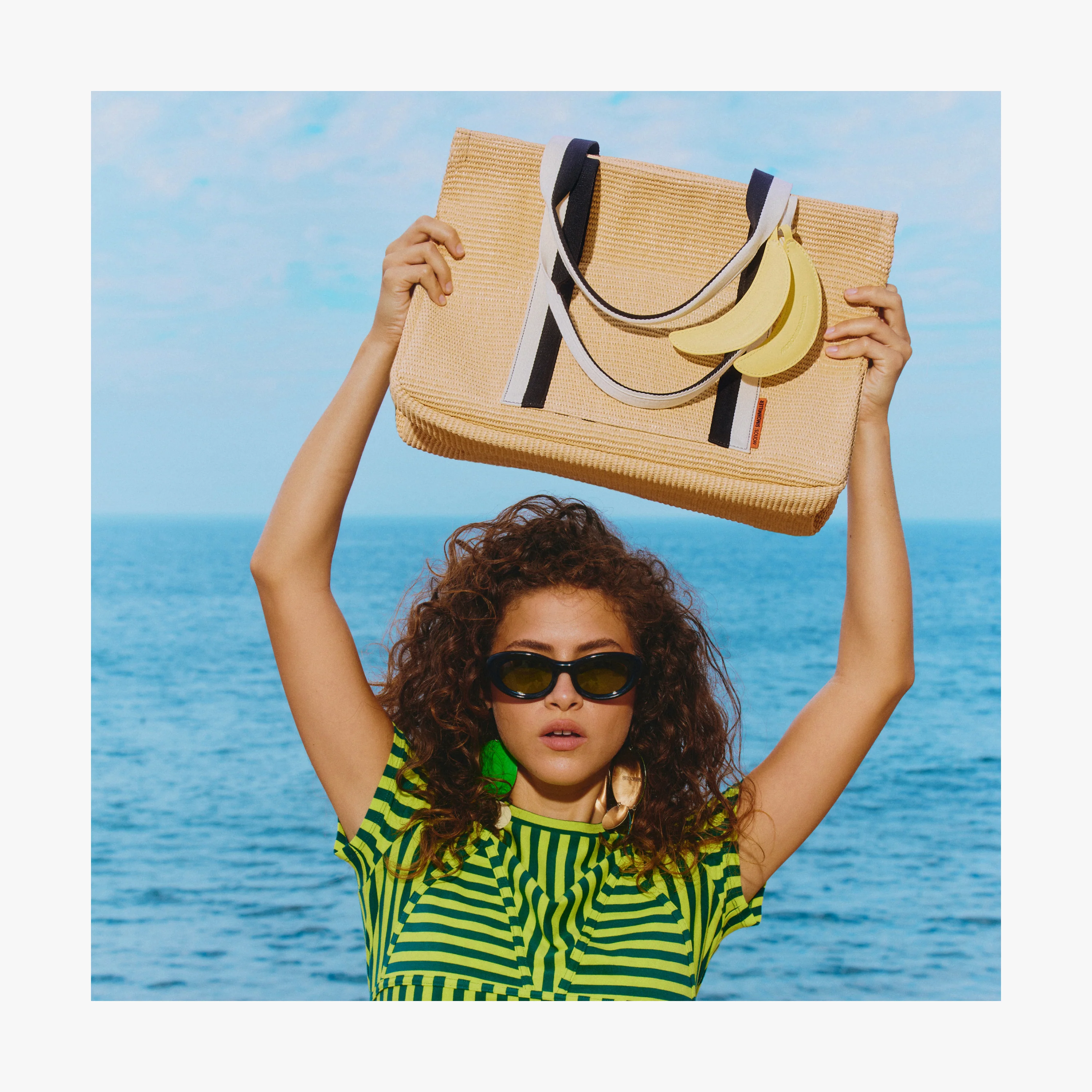Canopy Tote In Natural Raffia - Image 10
