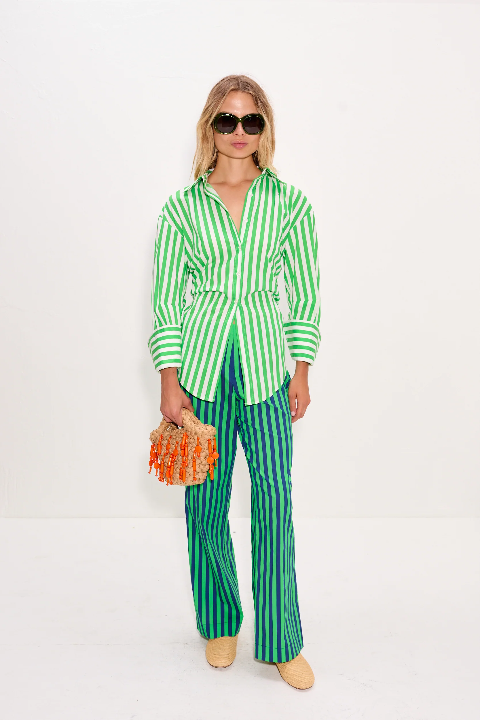 Loch Poplin Button Up In Grass Green/Macadamia - Image 3