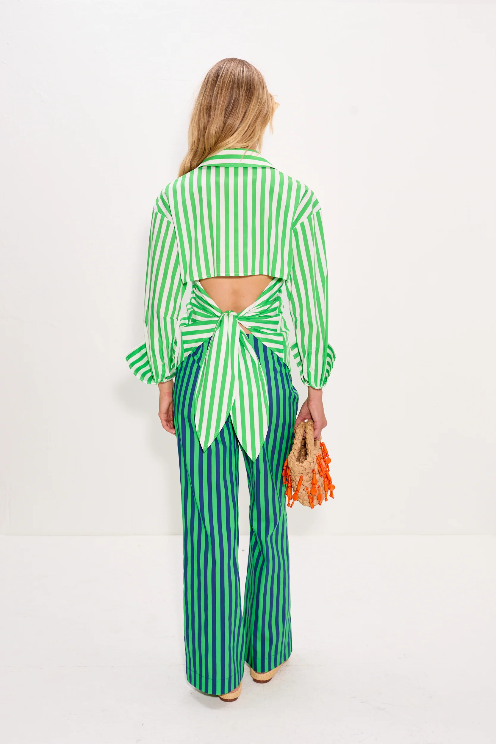 Loch Poplin Button Up In Grass Green/Macadamia - Image 5