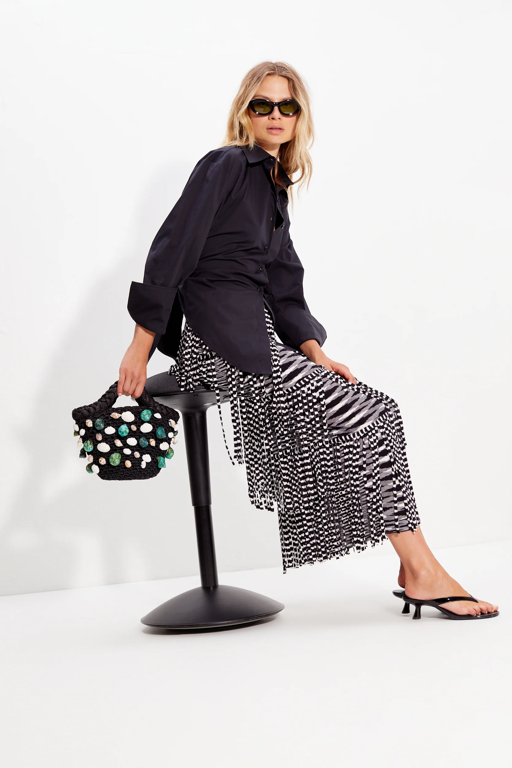 Za Za Knit Fringe Skirt In Black/White Space Dye - Image 8
